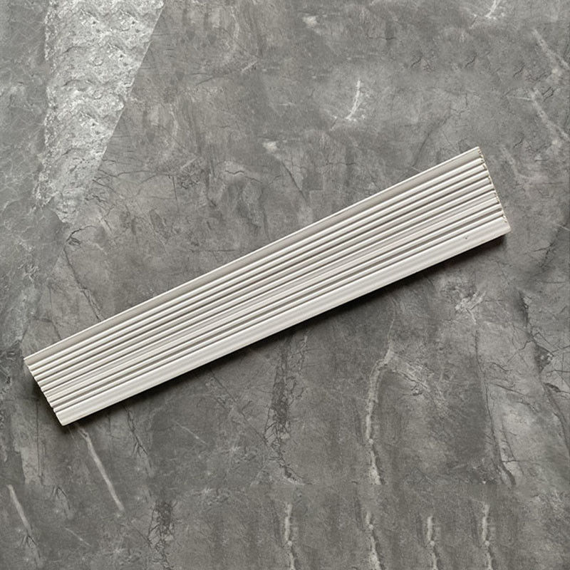 木製のプラスチック合成物から成っている高い耐久性45*45mm WPCの角の保護